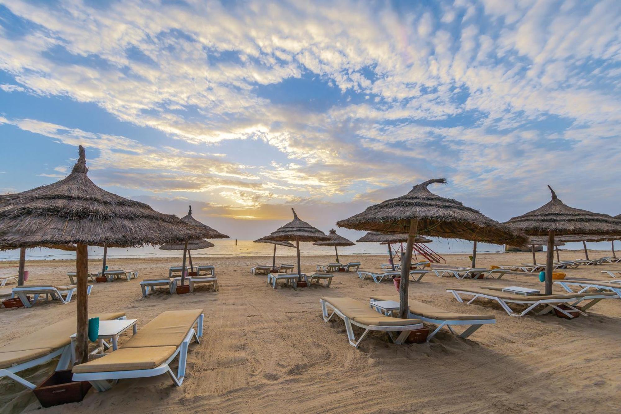 Marhaba Royal Salem - Family Only Hotel