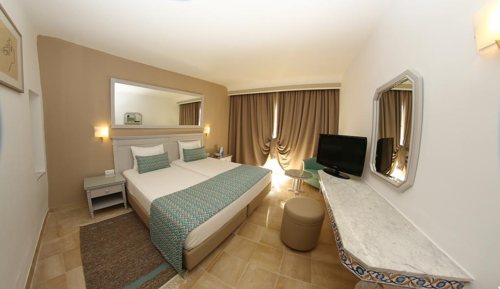 Marhaba Royal Salem - Family Only Hotel 4*